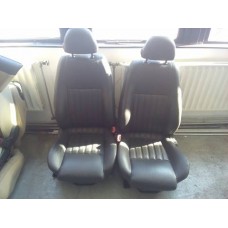 Alfa 147 leren interieur - 5 deurs 